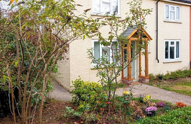 Lovely little cottage in a quiet location, walking distance to a gastro pub.