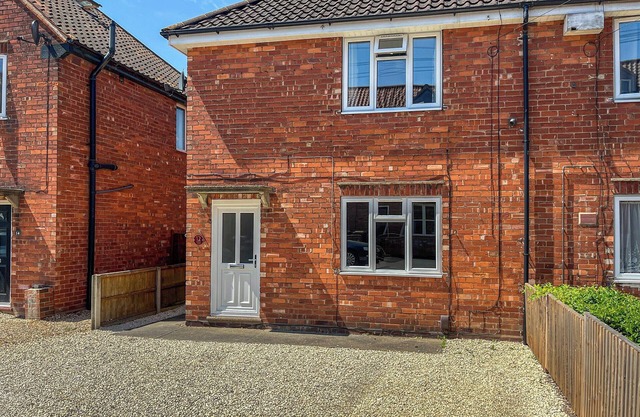 2 bedroom accommodation in Lincoln