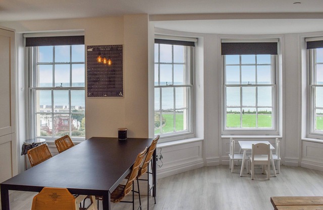 2 bedroom accommodation in Margate
