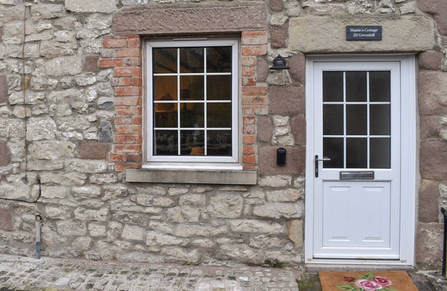 A delightful break with your loved ones awaits at Maisie’s Cottage.