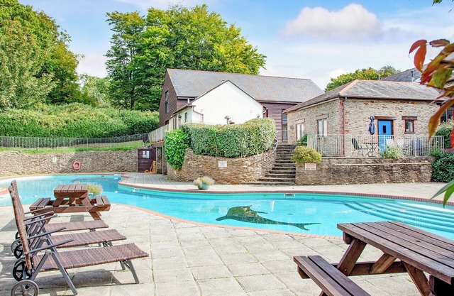 2 bedroom accommodation in Modbury
