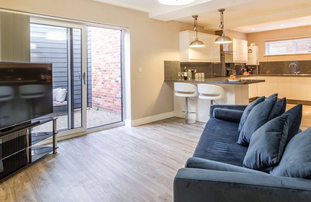 2 bedroom accommodation in Norwich