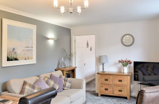 2 bedroom accommodation in Skinners Bottom, near St Agnes