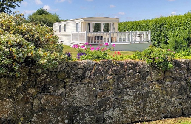 2 bedroom accommodation in Redruth