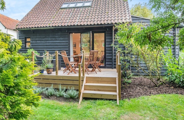 2 bedroom accommodation in Long Melford, near Sudbury