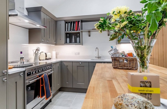 2 bedroom accommodation in Barrow, Near Bury St Edmunds