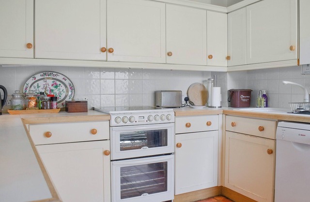 2 bedroom accommodation in Wambrook, near Chard