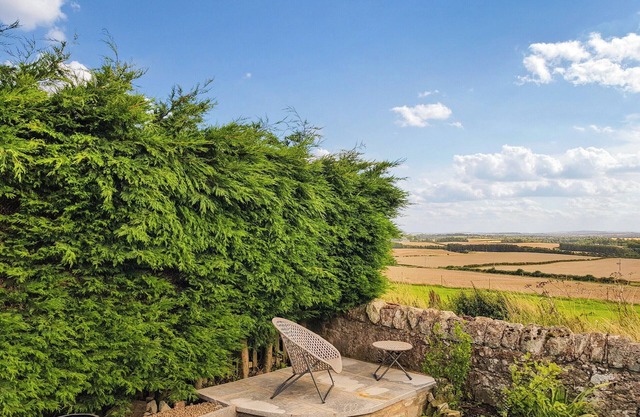 Gorgeous scenery and beautiful interior, this is the perfect place to escape your norm.