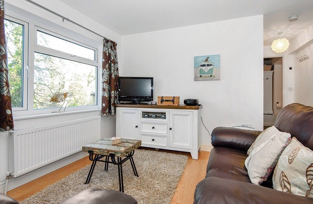 2 bedroom accommodation in Looe