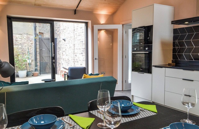 2 bedroom accommodation in York