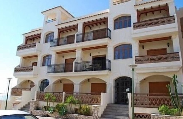 2 Chambre climatisée Appartement Avec piscine sur le toit et vue sur mer