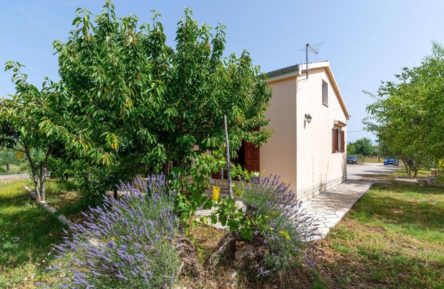 Belle maison à Pridraga avec WiFi