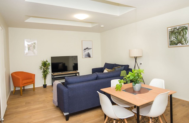 2 Bedroom Apartment | Ideal for families, couples, individuals and others