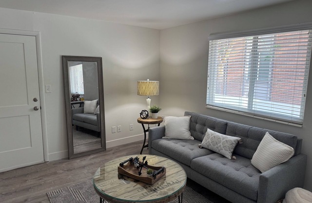 2-bedroom apartment in lovely Salt Lake City with WiFi, AC