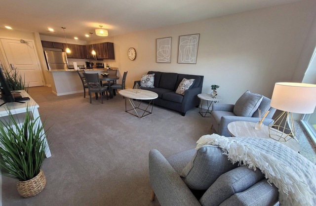 2-Bedroom apartment in Fenton, MI with Wi-Fi, Fitness Center, & in-unit Laundry!