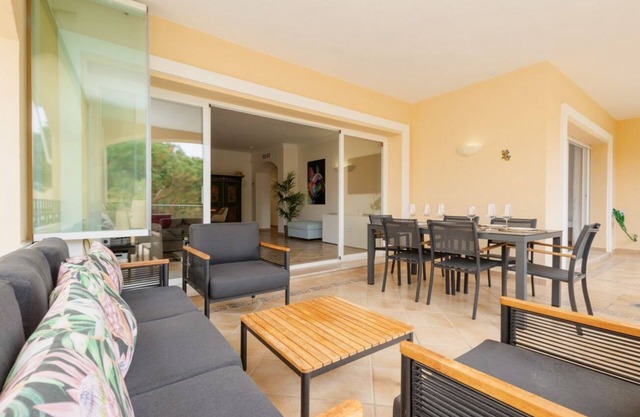 Appartement de 2 chambres à côté de la plage à Elviria, Marbella