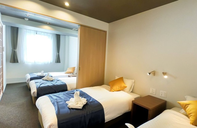 2 bedroom apartment - Two Bedroom Apartment / Osaka Ōsaka