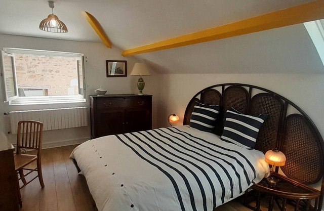 2 bedroom apartment with private terrace in the heart of Levroux