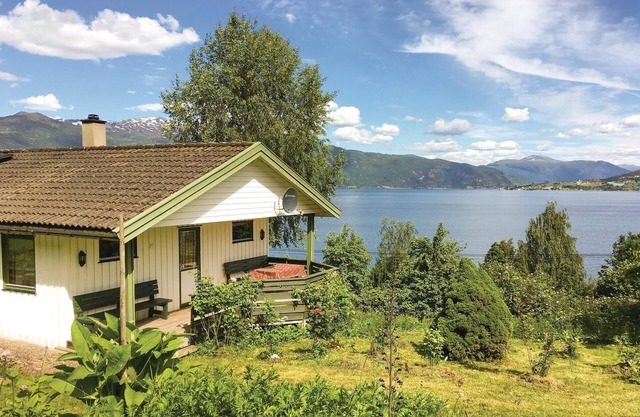 Belle maison de 2 chambres à Balestrand