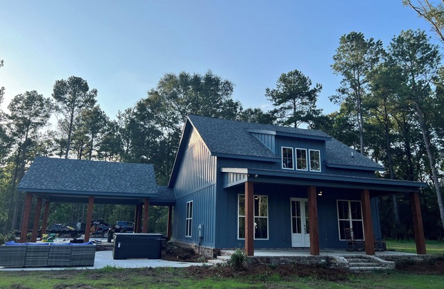 2-bedroom cabin just 22 minutes from University of Southern Mississippi