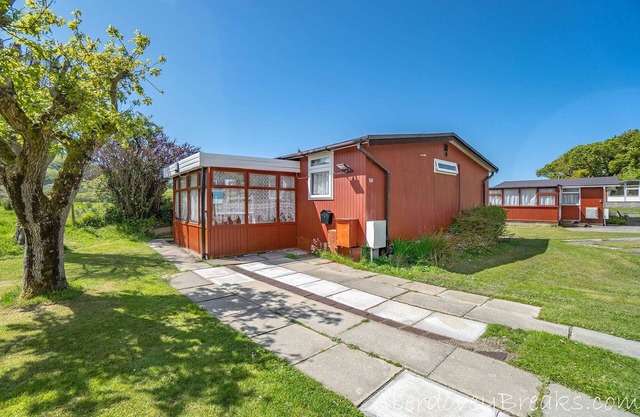 Chalet 2 chambres, pour 4 personnes, animaux acceptés, endroit calme et relaxant