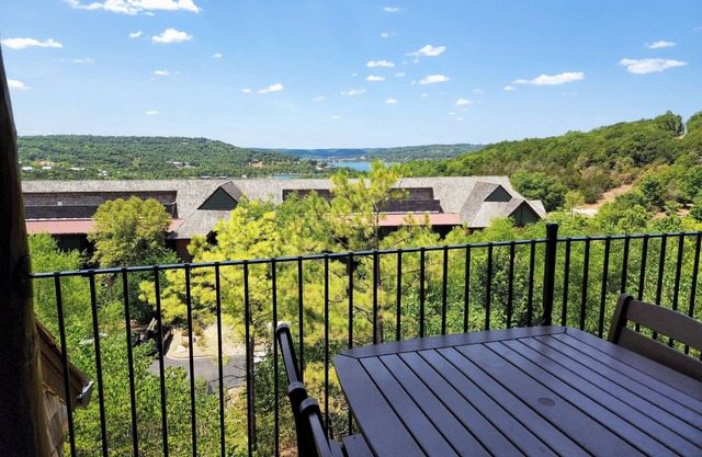 2-bedroom Condo in Lodge at the Wilderness Club Big Cedar Full Resort Amenities