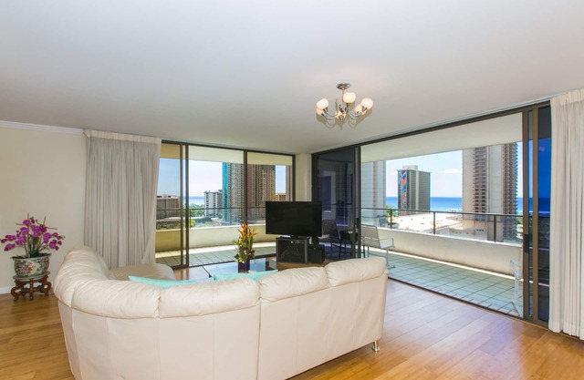Venez à Waikiki et profitez de ce Grand Vacation / Condo exécutif