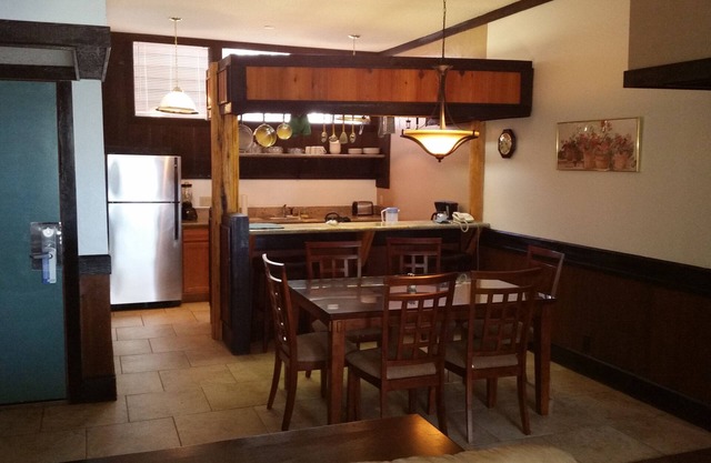 2 Bedroom Condo - New Years in Lake Tahoe