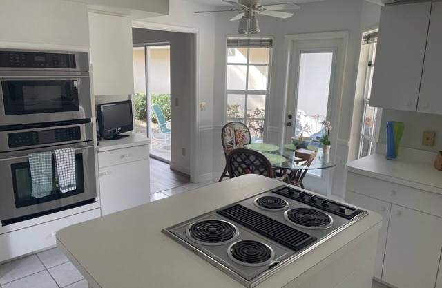 2 Bedroom Condo Venice, FL at Plantation G&CC