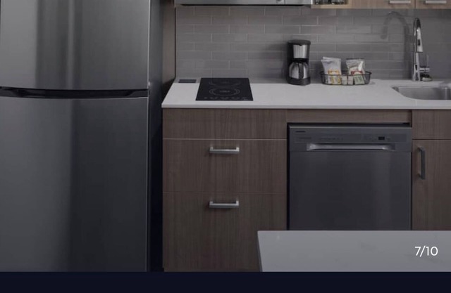 2-bedroom condo with fitness room, WiFi in vibrant Raleigh