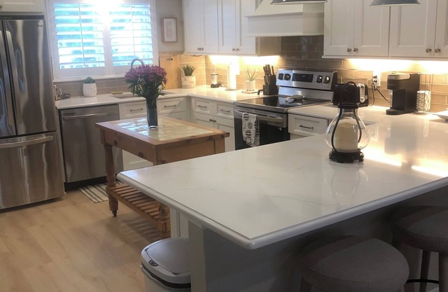 2-Bedroom Condo with Golf Course Views in Grand Harbor – Renovated Kitchen