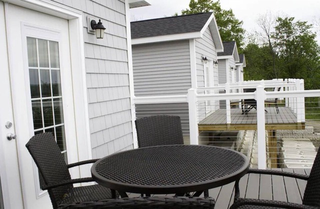 Starboard - Nouveau Cottage 2 chambres avec vue magnifique sur le lac