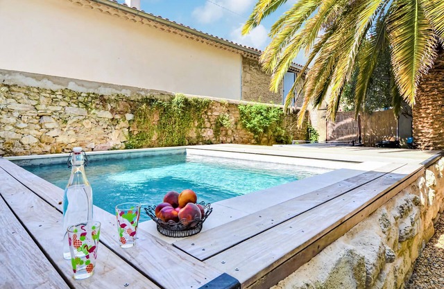 Maison cosy de 2 chambres à Pujaut