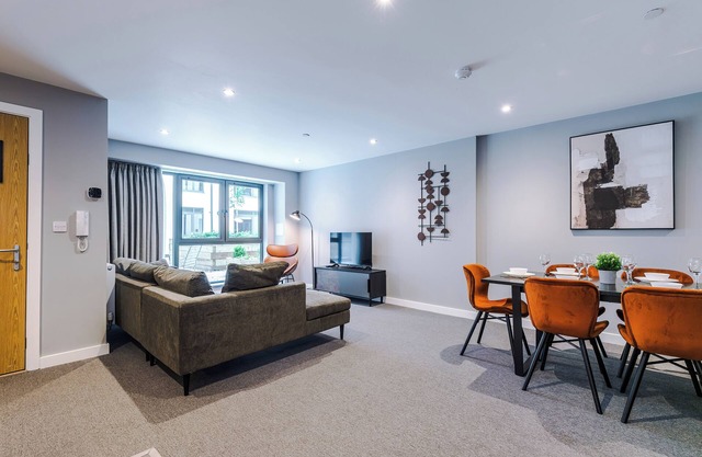 2 Bedroom Duplex Apartment