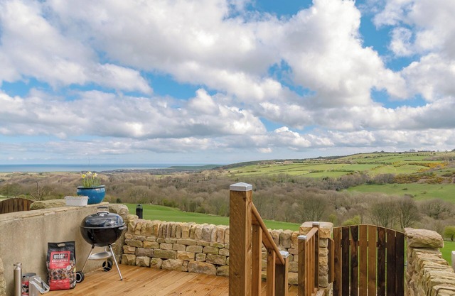 2 bedroom accommodation in Grinkle, near Staithes