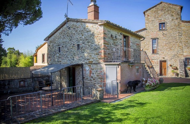 Gîte de 2 chambres immergé dans la campagne toscane, à moins de 2 km du village de Castelluccio et à