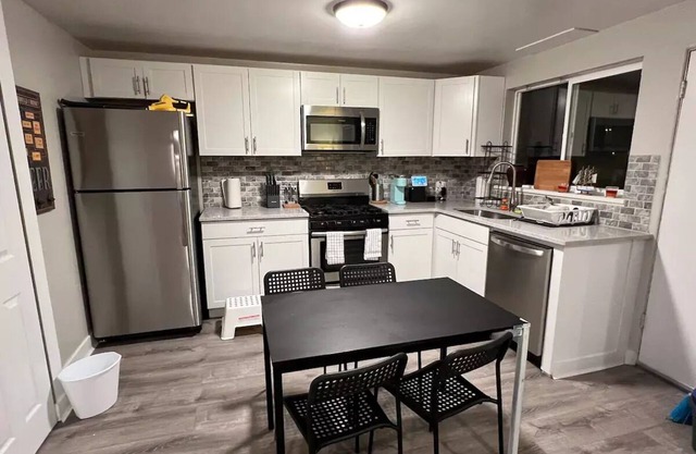 2 bedroom in Denver, Centralized