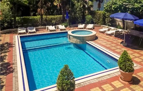 2 Bedroom Lovely Apartment In Kukci