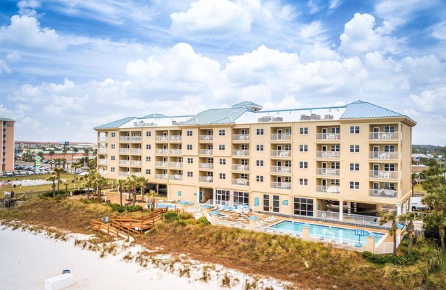 2 Bedroom On Panama City Beach - Spacious & Family Friendly
