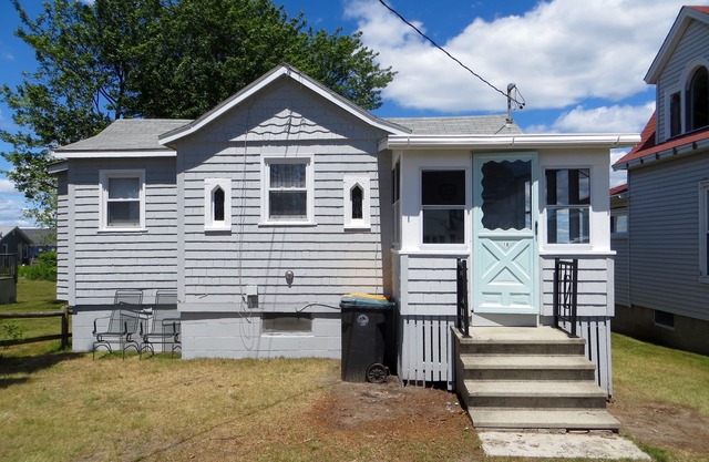* Cottage 2 chambres Pine Point Beach * Avec vue sur les marais!