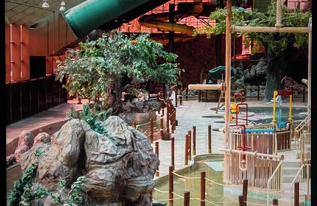 2-bedroom resort in charming Gatlinburg with WiFi, AC