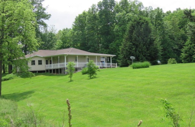 Country Hideaway but close to town