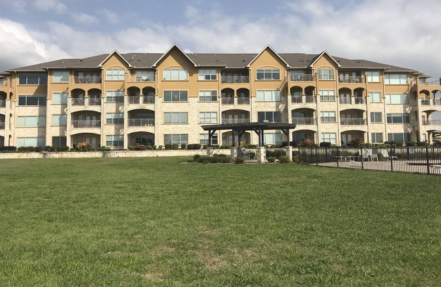 Condo riverain de 2 chambres sur le lac Richland Chambers