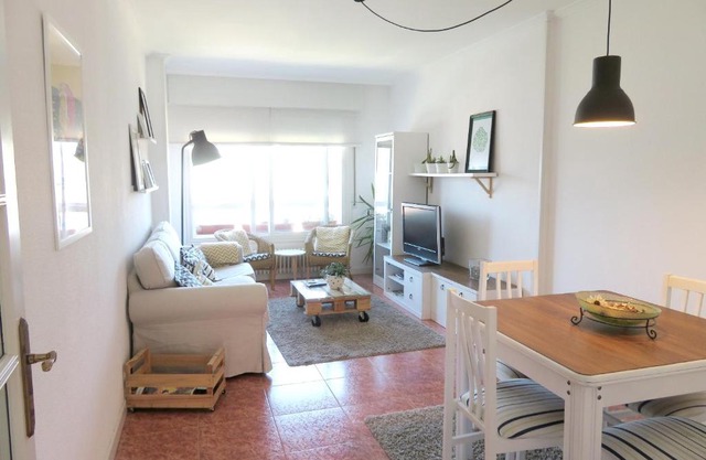 2 bedrooms appartement with wifi at Pontevedra 4 km away from the beach