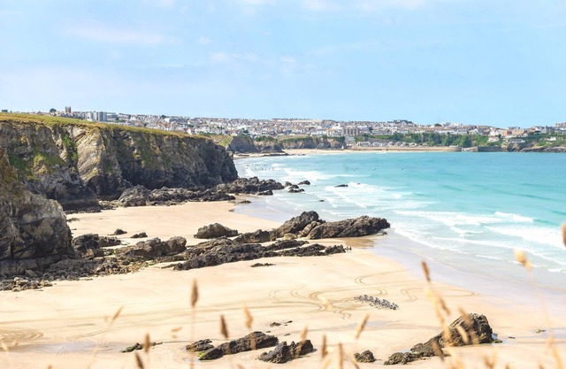 Superbe vue sur la côte et la mer, appartement spacieux à proximité de la ville de Newquay et des plages