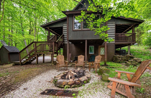 Cabine Fever Log Cabin