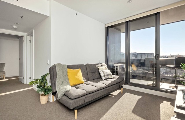2 BR Apartment with Stunning Views and Car Parking