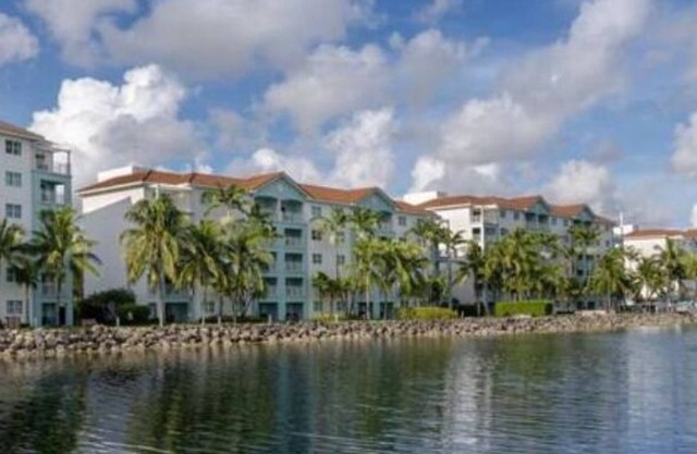 2 Br Marriott Villas at Doral