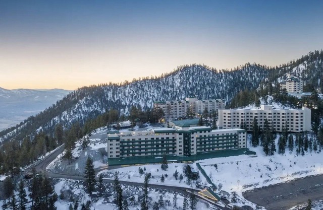 2 BR Ridge Tahoe Luxury Resort Vacation Club by IHG - Sleeps 6