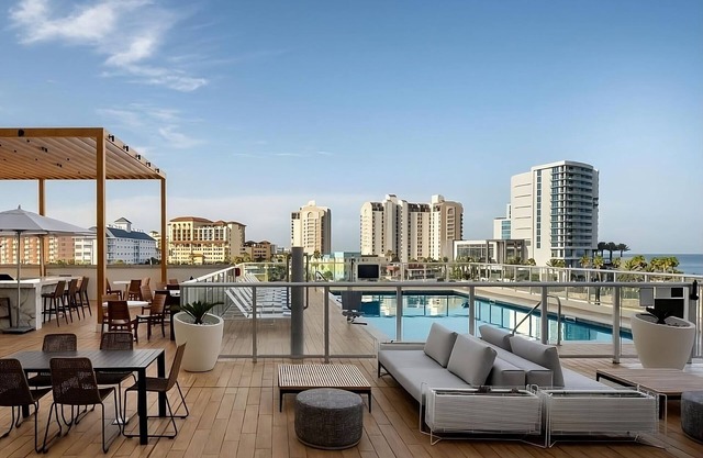 2 Cozy Rooms Near Beach w/ Rooftop Pool and On-Site Restaurant and Bar